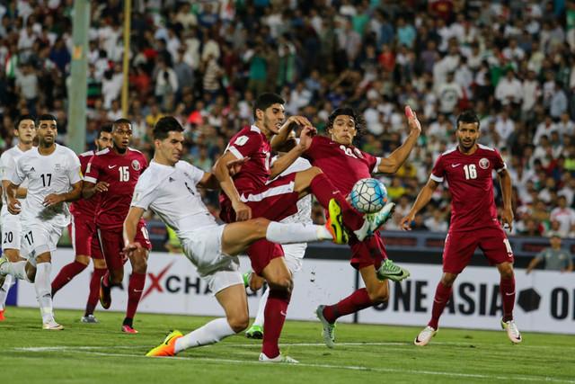 تیم ملی سفید می پوشد، قطری ها عنابی