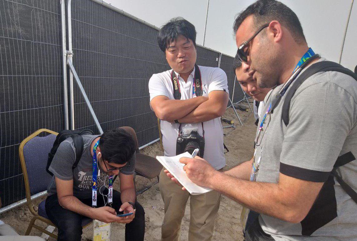 حضور دو خبرنگار ماجراجو ژاپنی در تمرین تیم ملی