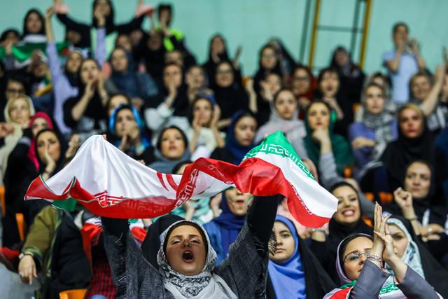 دیدار تیم های ایران و عراق با حضور خانواده ها