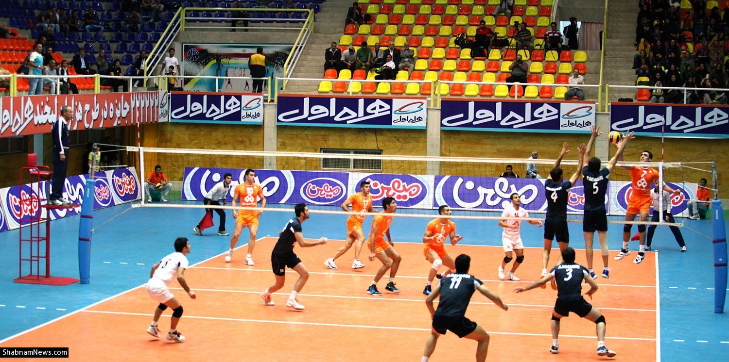 سازمان لیگ فدراسیون والیبال زمان بازی معوقه کاله مازندران وشهرداری تبریز را تعیین می کند