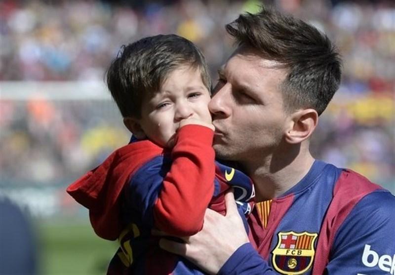 پسر 3 ساله لیونل مرسی به بارسلونا پیوست +عکس