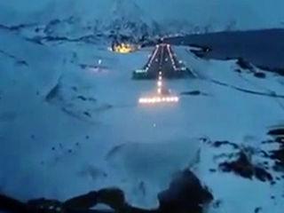 منهای ورزش/ زاویه دید خلبان هنگام فرود در یکی از خطرناک‌ترین فرودگاه‌های جهان + فیلم 