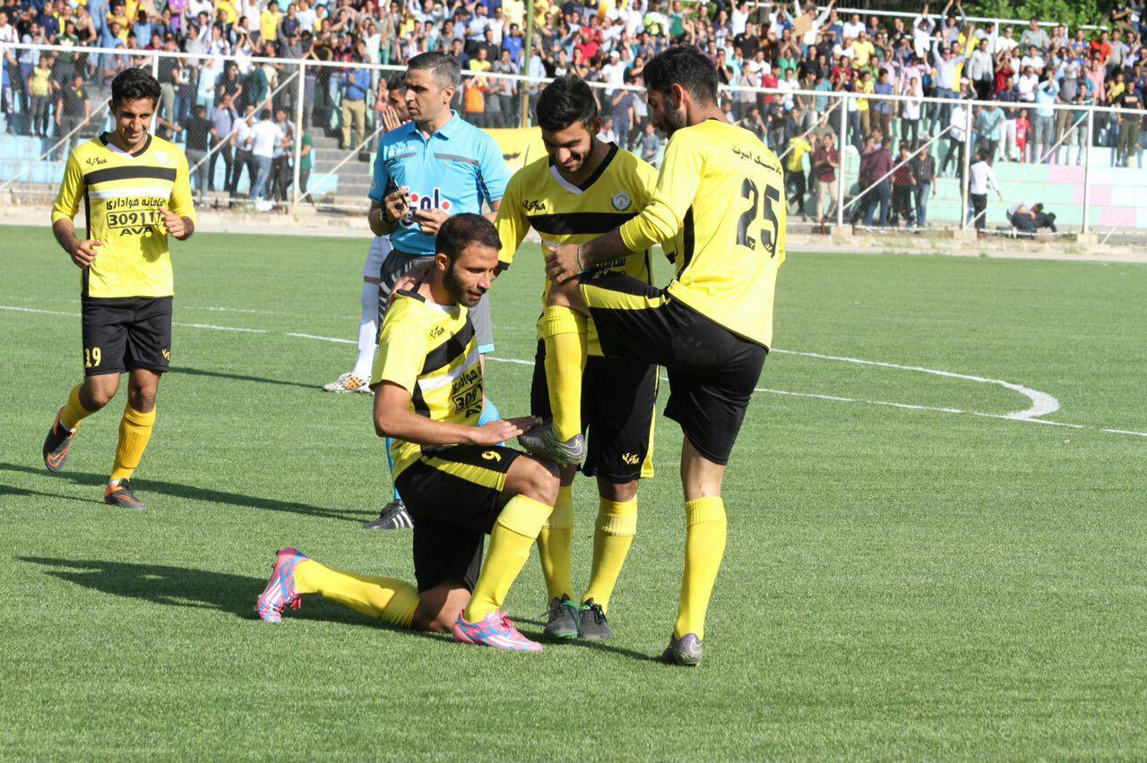 از فوتبال شیراز چه خبر؟/ از خبرهای خوب برای فجر تا انتخاب سرمربی برق جدید