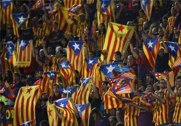 بارسلونا در ماجرای پرچم‌های کاتالونیا پیروز شد