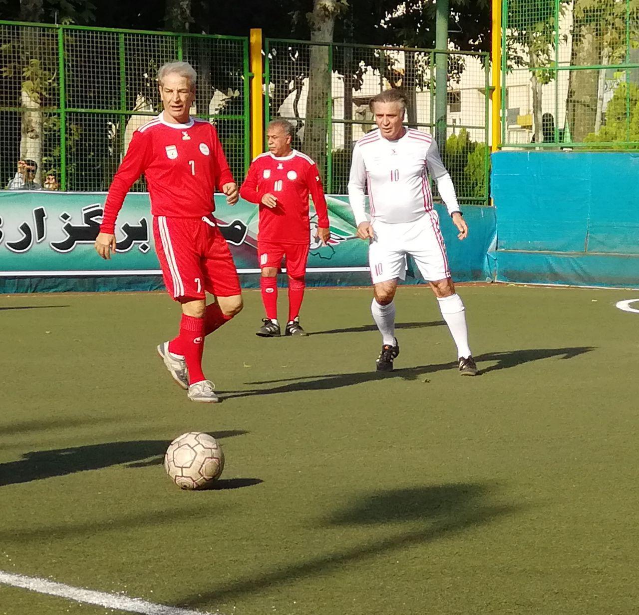 فوتبال پیشکسوتان جام شکوری/ چرخ جام بیست و پنجم بحرکت درامد