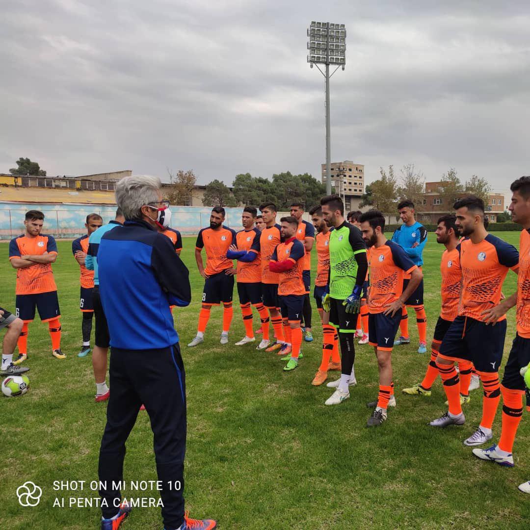 گزارش تصویری از نخستین تمرین تیم استقلال خوزستان در تهران
