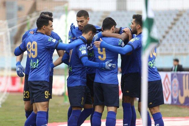 لیگ برتر فوتبال| برتری یک نیمه‌ای استقلال مقابل آلومینیوم با پنالتی جنجالی
