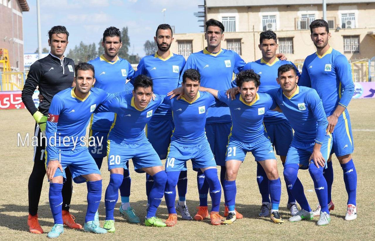 لیگ یک/ علاقه باشگاه شهرداری ماهشهر به ادامه همکاری با مرزبان؛ دریافتی بازیکنان به 40 درصد رسید