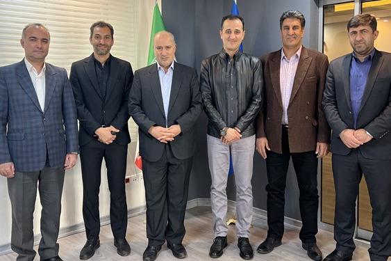 داوران ایرانی حاضر در جام جهانی با تاج دیدار کردند
