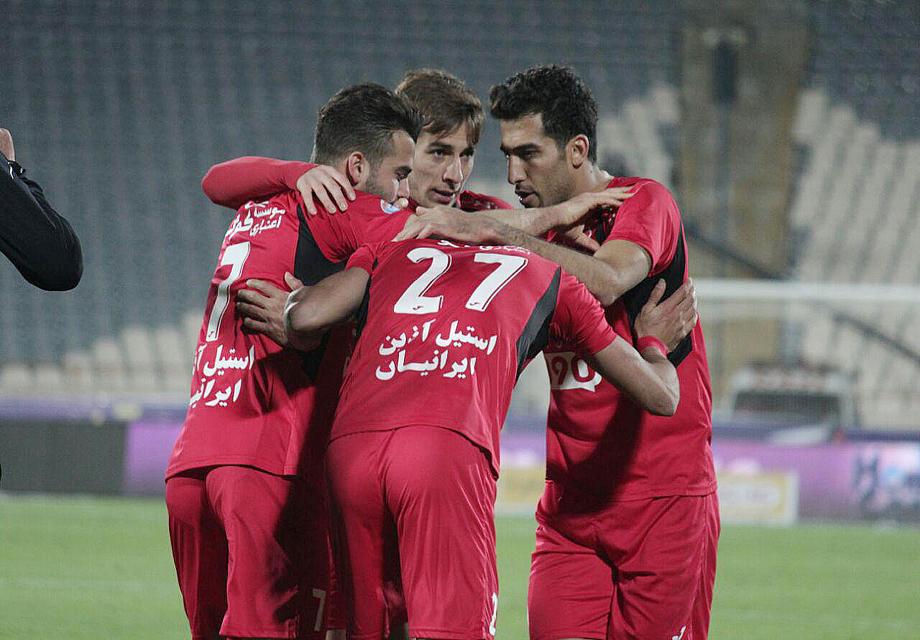 مهاجم سایه پرسپولیس: تا قهرمانی پیش می‌رویم