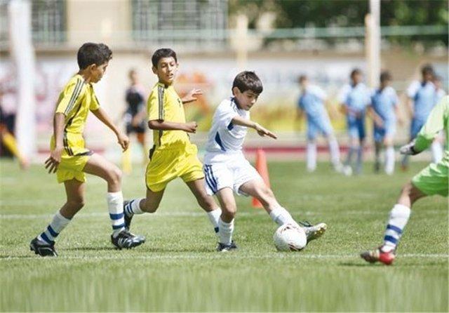 آموزش و گذران اوقات فراغت، نگینی بر انگشتر مدارس فوتبال