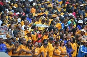 ازدحام هواداران در دربی دوستانه آفریقای جنوبی حادثه آفرید