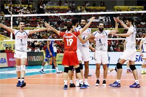 تیم ملی والیبال ایران ست اول را واگذار کرد