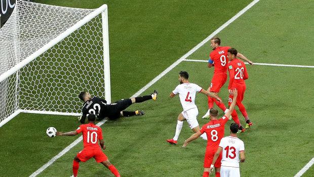نتایج نیمه اول دیدار انگلیس-تونس