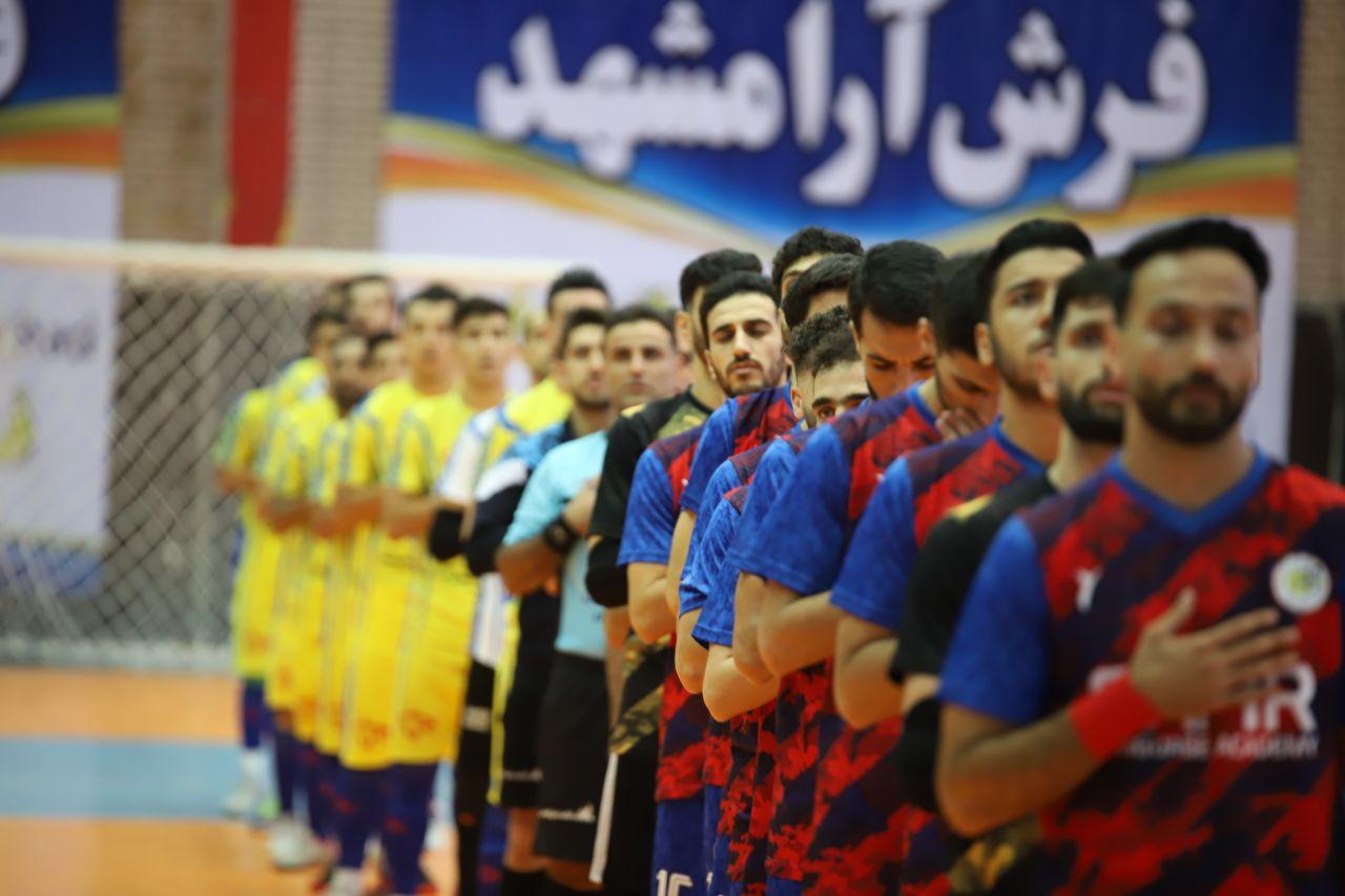گزارش تصویری دیدار تیم های فرش آرا مشهد و سفیر گفتمان تهران