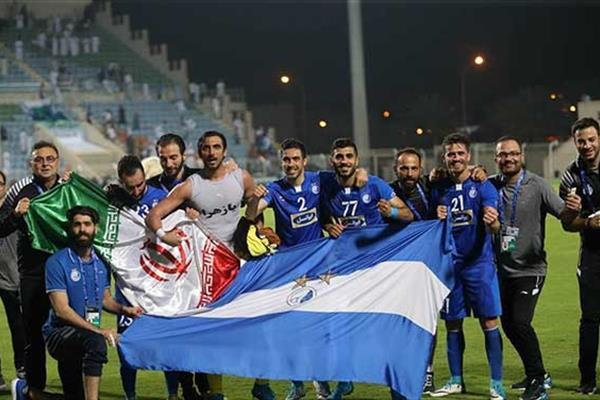 گشت و گذار بازیکنان استقلال در امارات