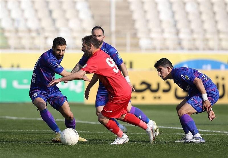 لیگ برتر فوتبال| تساوی در نیمه نخست ۳ دیدار همزمان هفته بیستم
