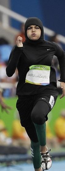 اولین زن دونده عربستانی که در المپیک شرکت کرده است