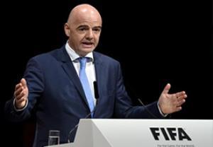 عذرخواهی رئیس فیفا از فوتبال ایران