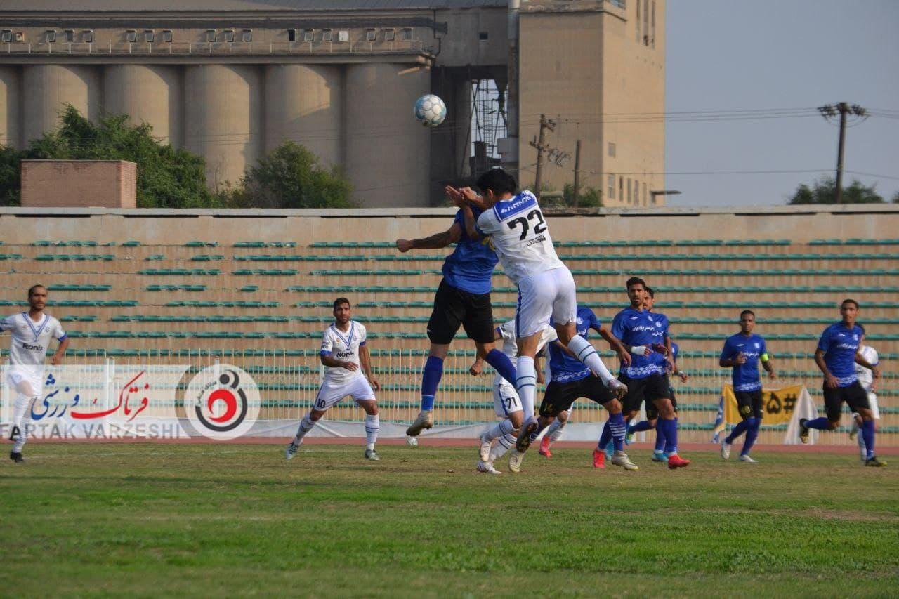 گزارش تصویری دیدار تیم های ملوان بندرانزلی و استقلال خوزستان