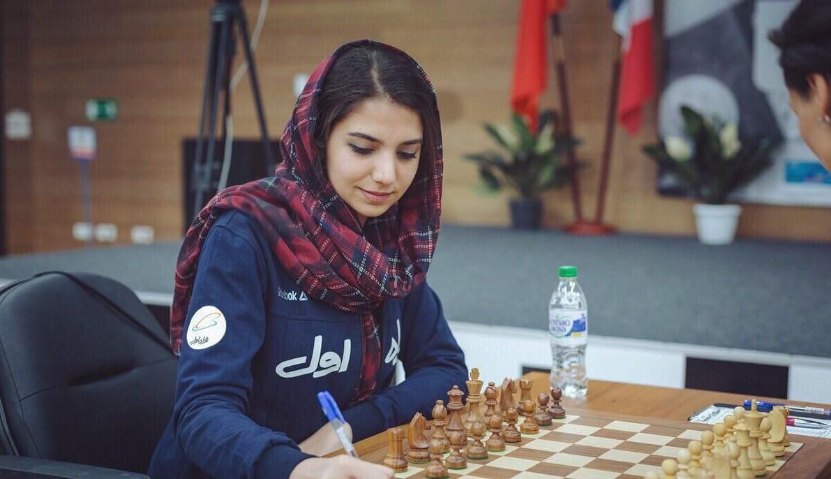  کشف حجاب سارا خادم‌الشریعه در مسابقات جهانی/ برترین شطرنج‌باز ایران به کشور برمی‌گردد؟