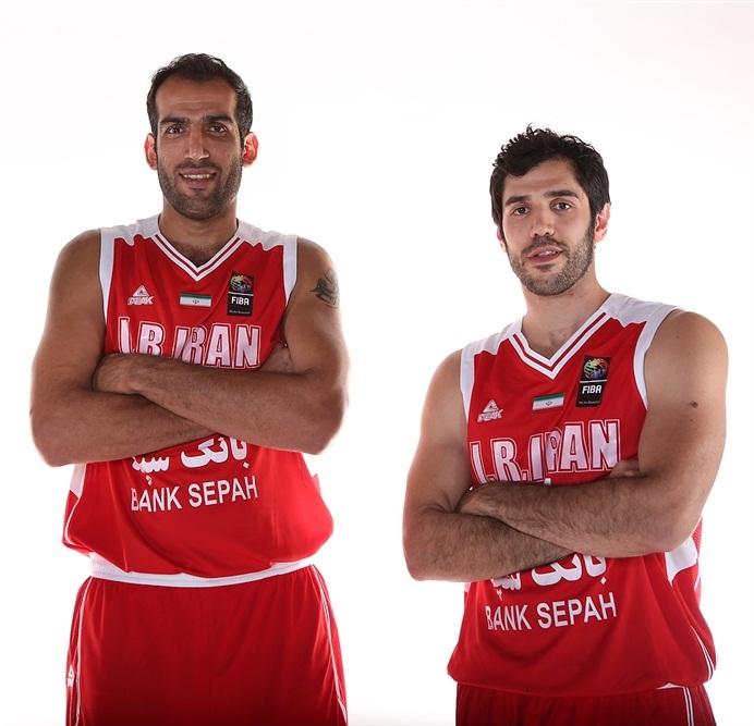 رنگ کاپیتان‌های بسکتبال ایران آبی است