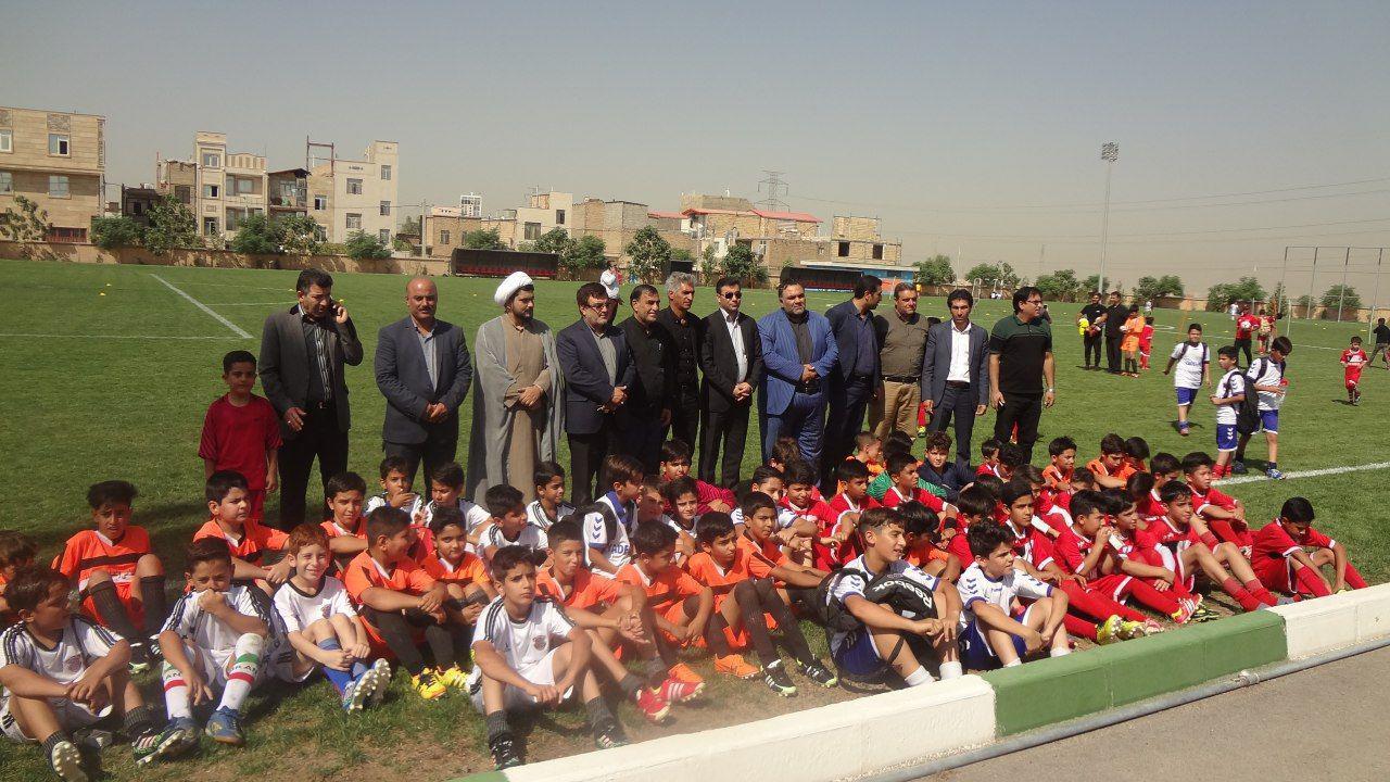 فستیوال مدارس فوتبال در پاکدشت (عکس)
